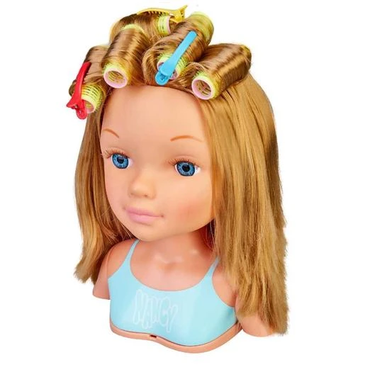 Nancy - Un Día De Secretos De Belleza - Flequillo 3 Nancy - Un Día De Secretos De Belleza - Flequillo